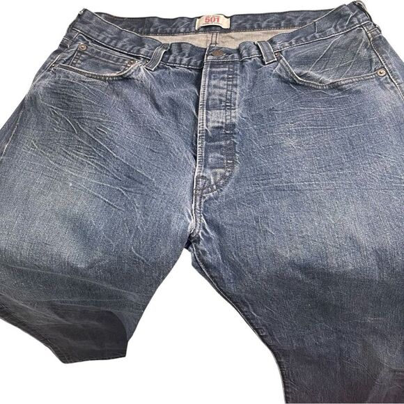Vintage Levi's 501 Blue Straight Leg Jeans - Picture 9 of 9